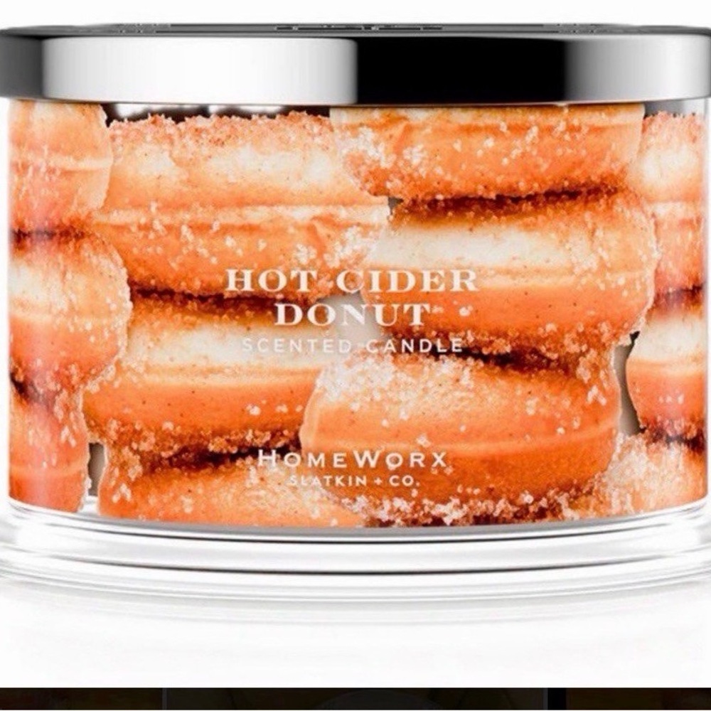 Slatkin Hot Cider Donut Candle. Brand New. 18 oz 4-Wick Glass Jar Candle